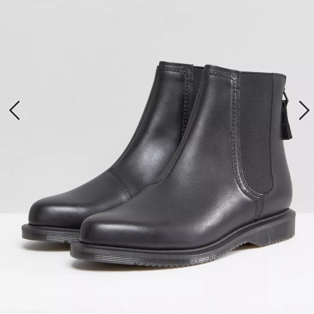 Dr Martens Zillow Refine Chelsea Boot in Black Leather